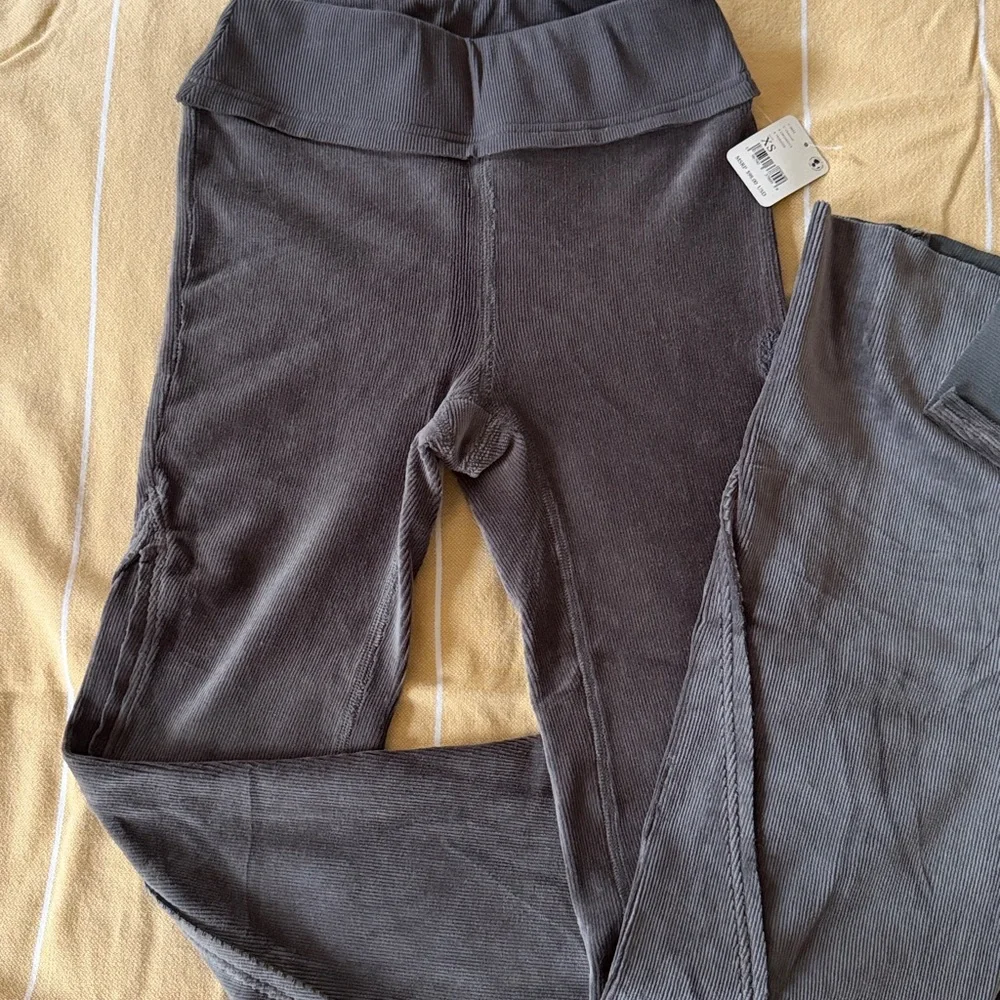 Free People FP movement wide leg flare pull on pants charcoal NWT size XS - Picture 5 of 10